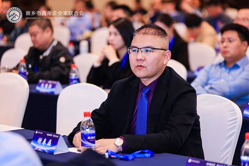 新(xin)鄕青企聯(lian)理事謝旾磊：萬裏江河，川流不息——堅持環保事業